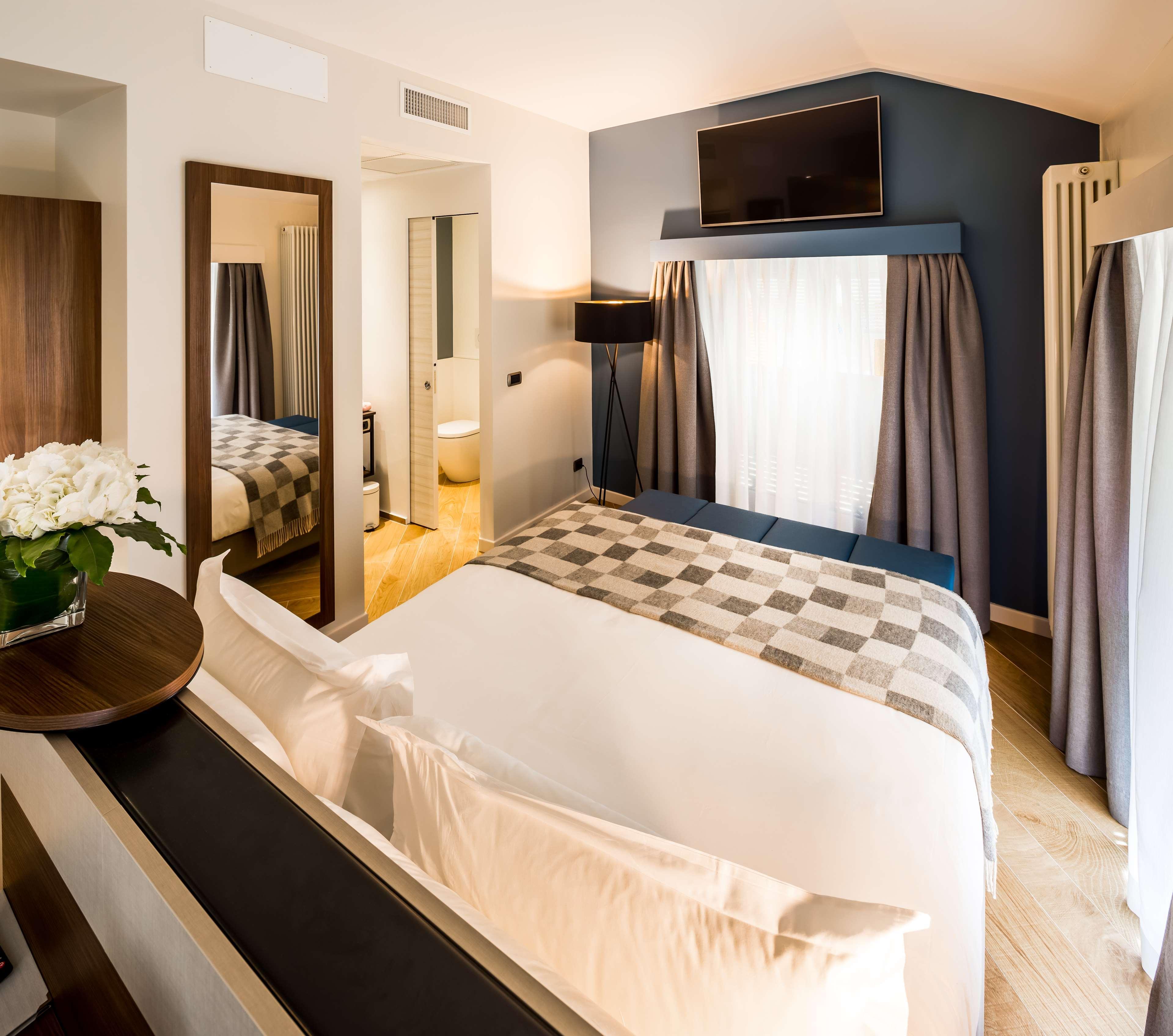Western Metropoli Hotel 3*