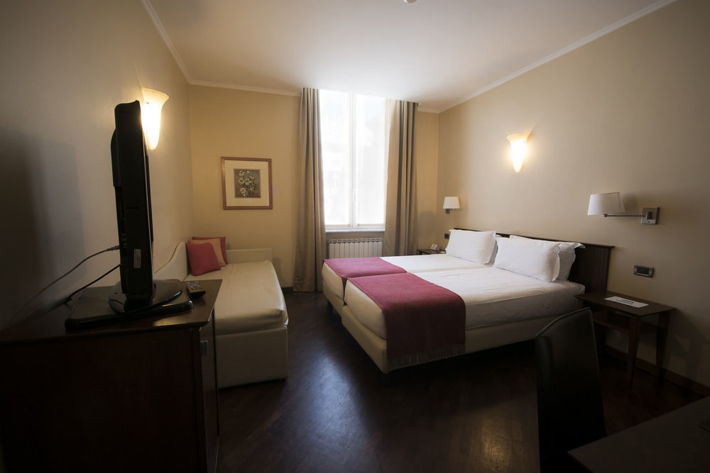 Western Metropoli Hotel 3*